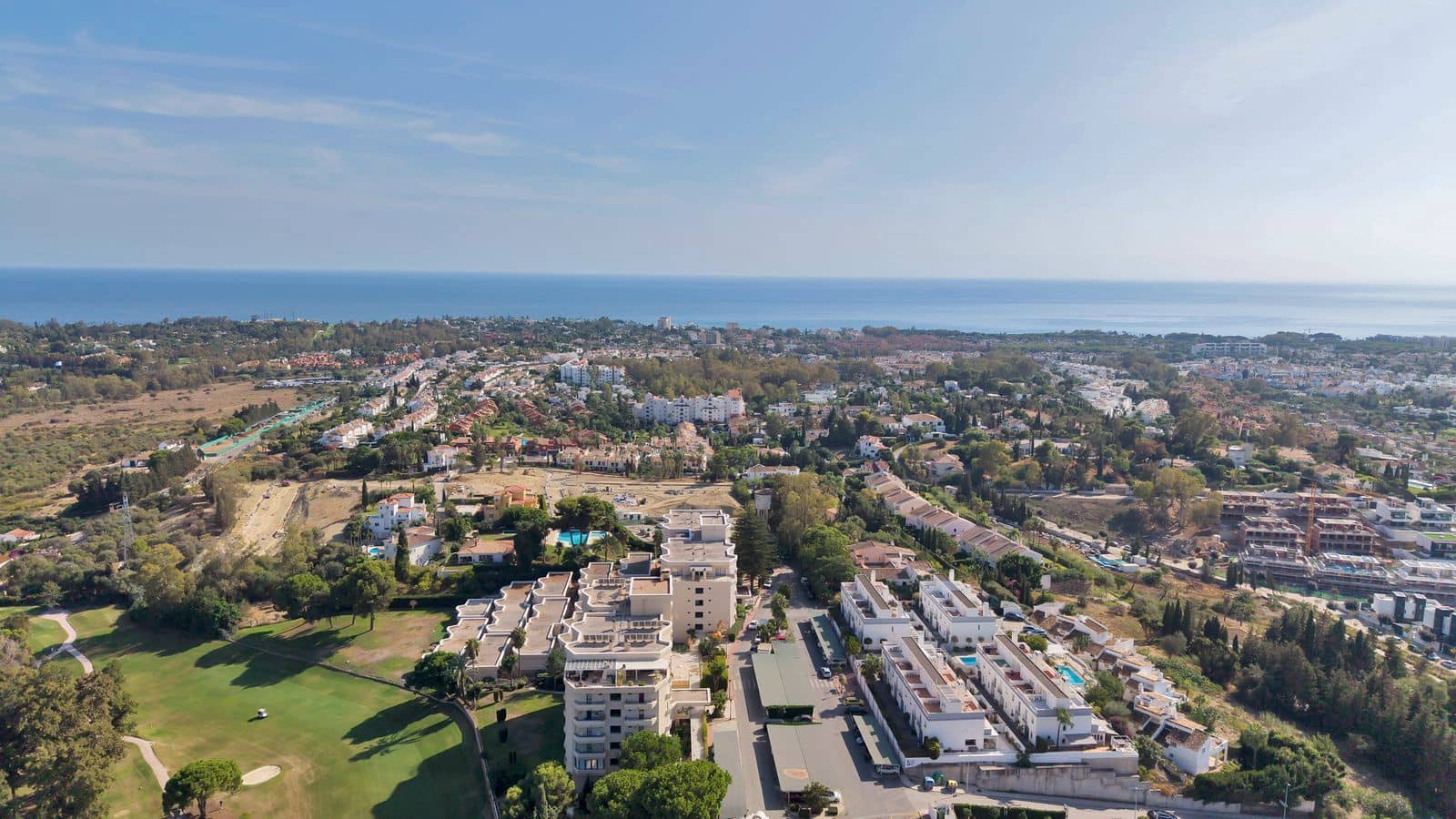 1 quarto Apartamento para venda em Atalaya-Isdabe com piscina garagem - 290 000 € (Ref: 10153418)
