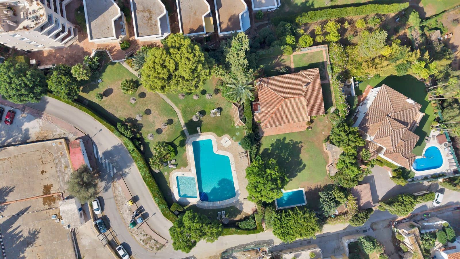 1 quarto Apartamento para venda em Atalaya-Isdabe com piscina garagem - 290 000 € (Ref: 10153418)