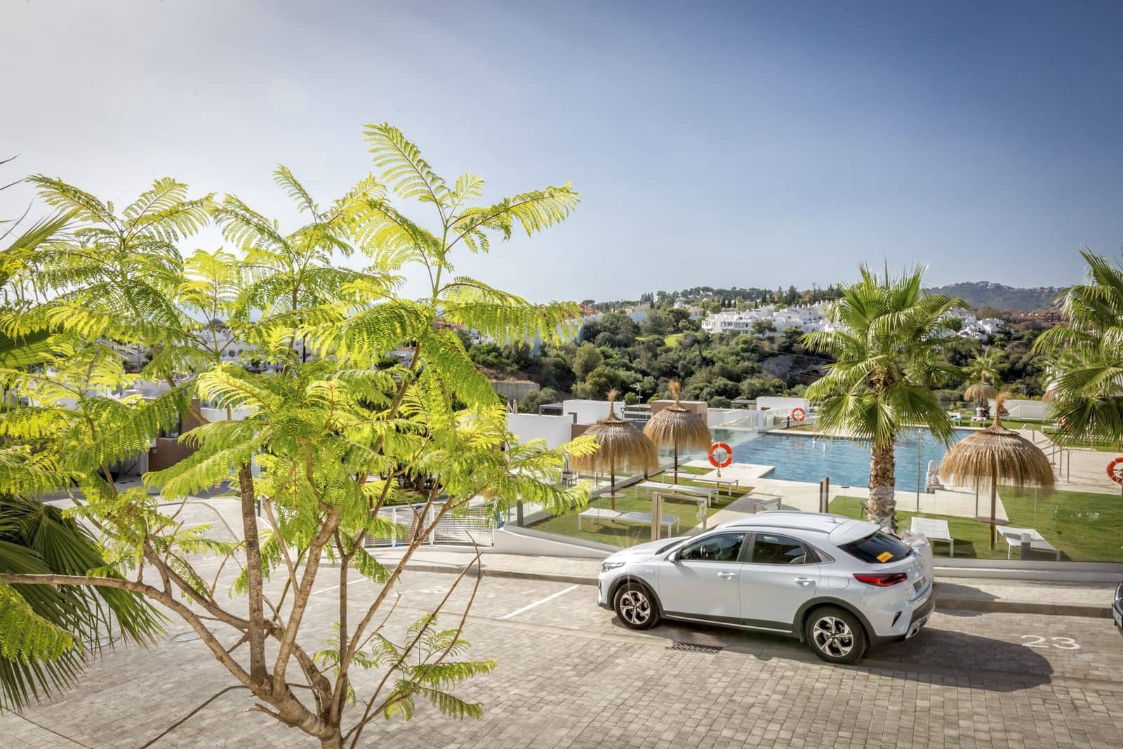 3 bedroom Apartment for sale in Cabopino with pool garage - € 689,000 (Ref: 10153422)