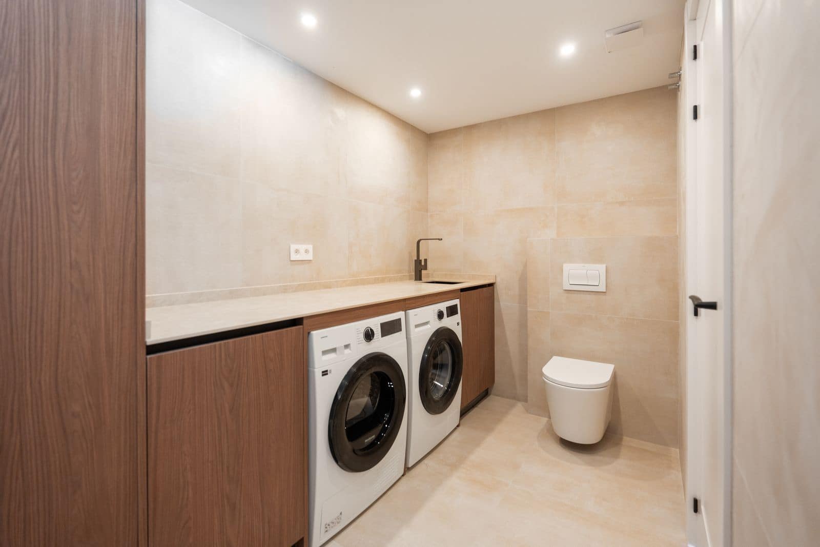3 bedroom Townhouse for sale in Marbella with garage - € 1,445,000 (Ref: 10153423)