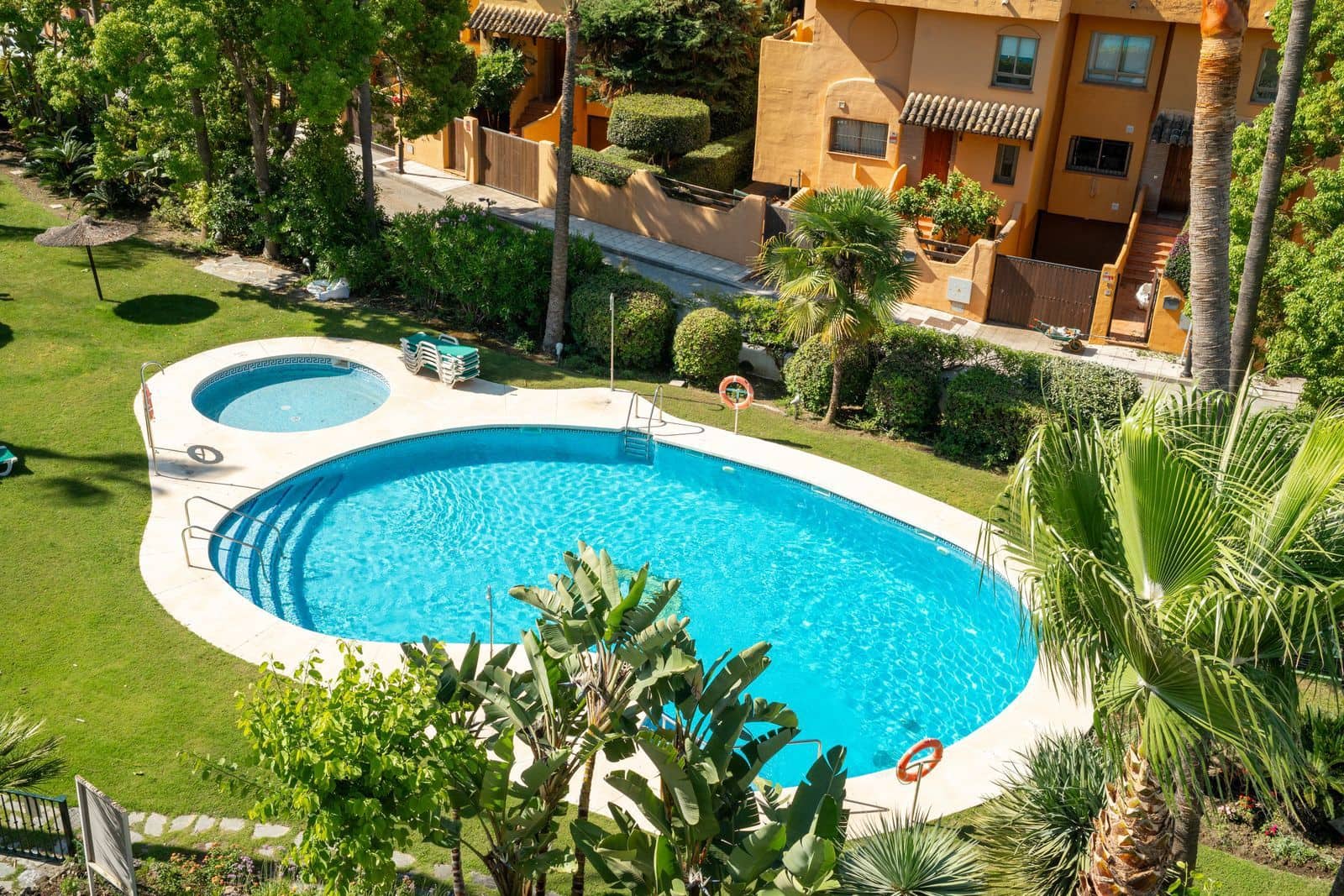 3 bedroom Townhouse for sale in Marbella with garage - € 1,445,000 (Ref: 10153423)