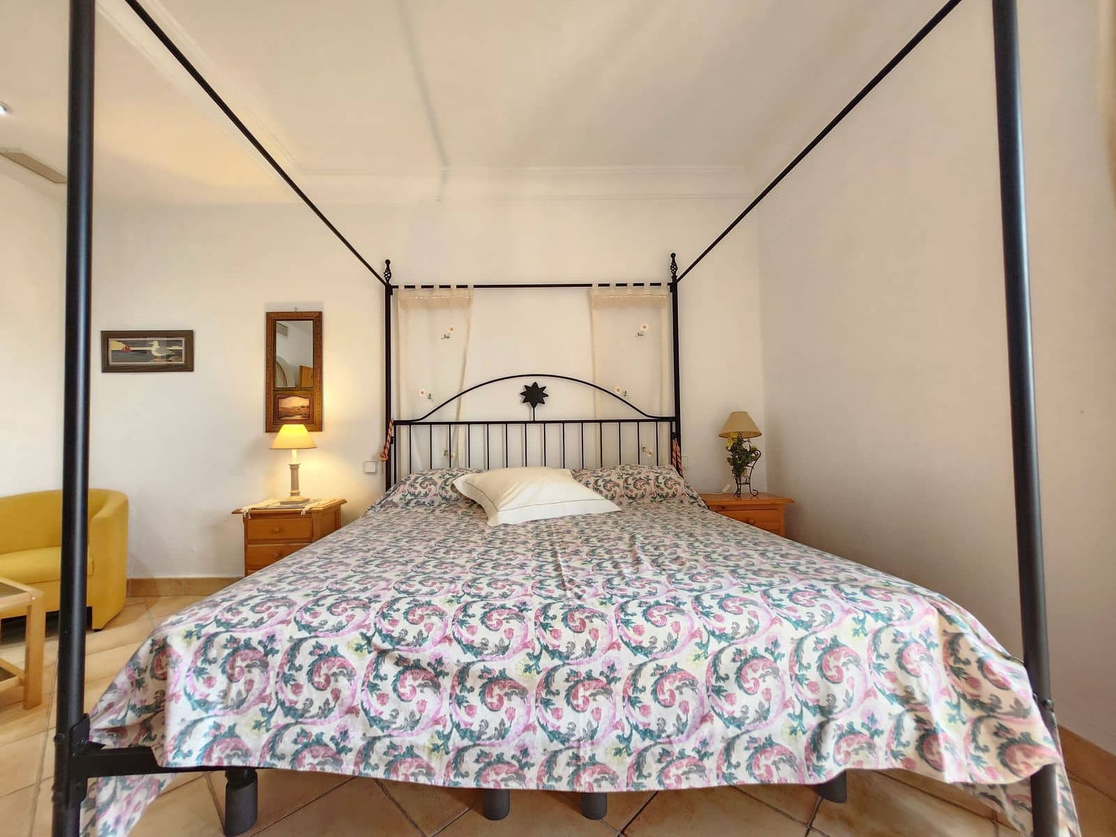 2 bedroom Apartment for sale in Puerto Banus - € 819,000 (Ref: 10153426)