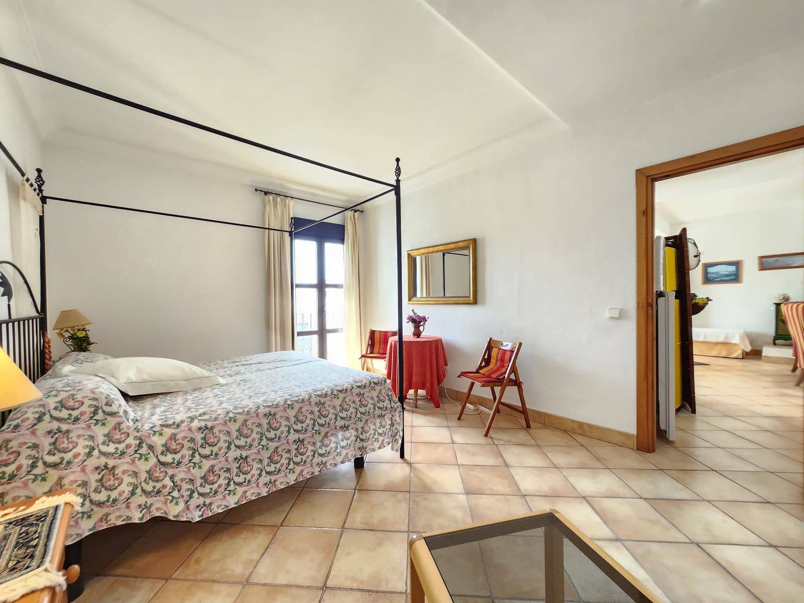 2 bedroom Apartment for sale in Puerto Banus - € 819,000 (Ref: 10153426)