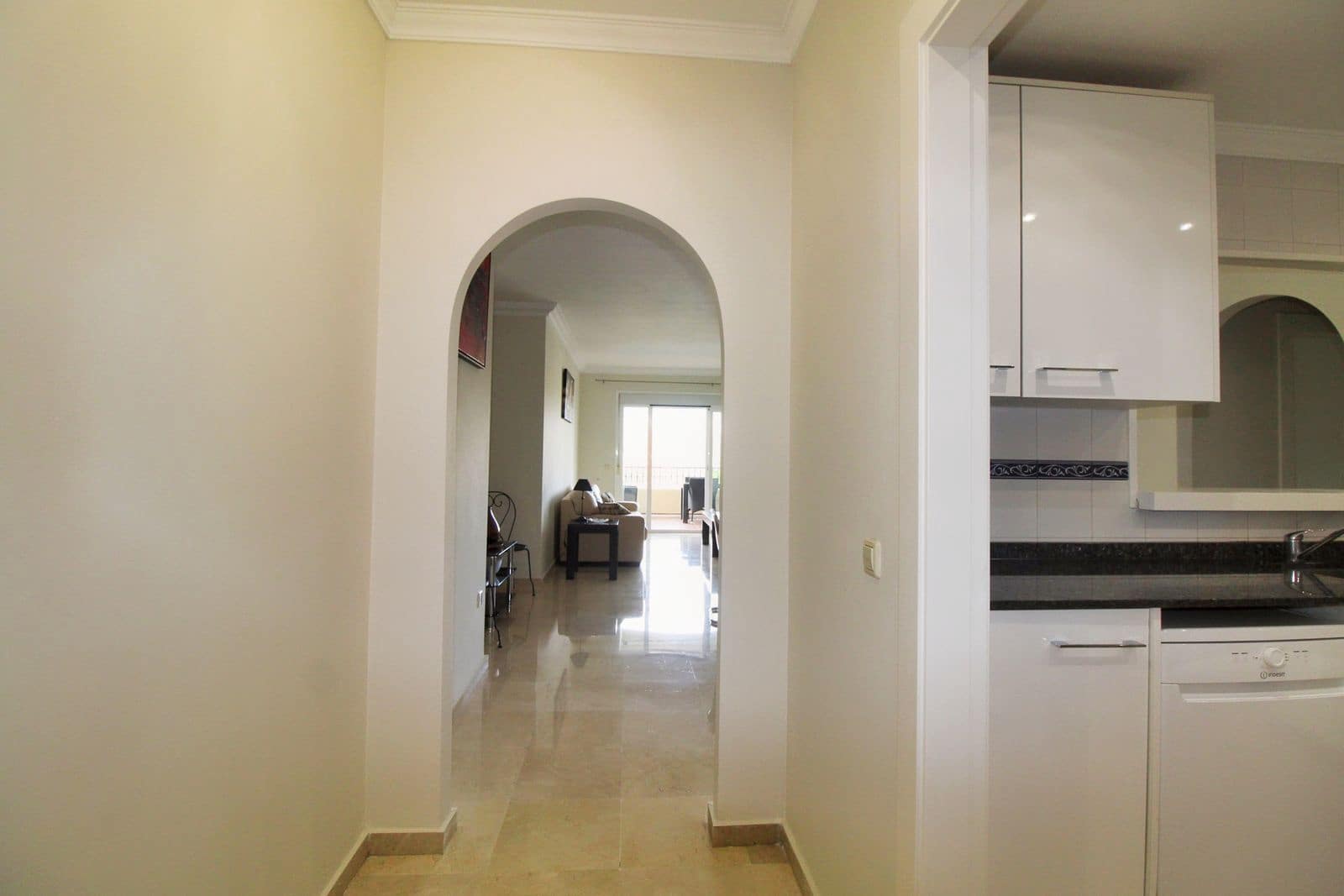 2 sypialnia Apartament na sprzedaż w La Cala Hills z basenem garażem - 389 000 € (Ref: 10153430)