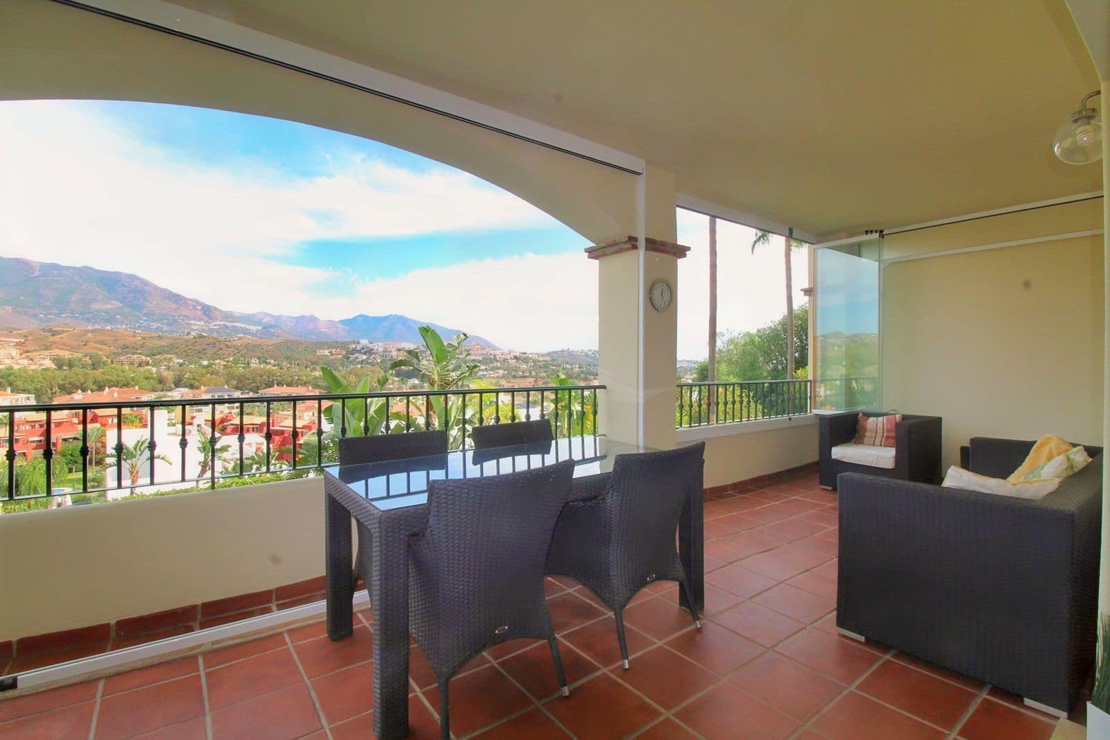 2 sypialnia Apartament na sprzedaż w La Cala Hills z basenem garażem - 389 000 € (Ref: 10153430)
