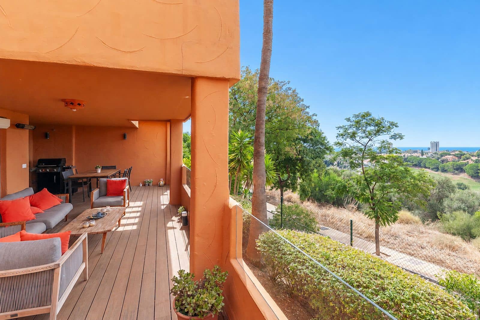 3 sovrum Lägenhet till salu i Elviria med pool garage - 595 000 € (Ref: 10153431)