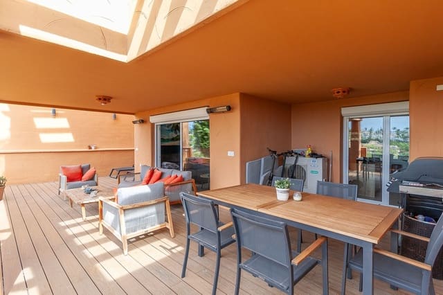 3 sovrum Lägenhet till salu i Elviria, Marbella med pool garage - 595 000 € (Ref: 10153431)