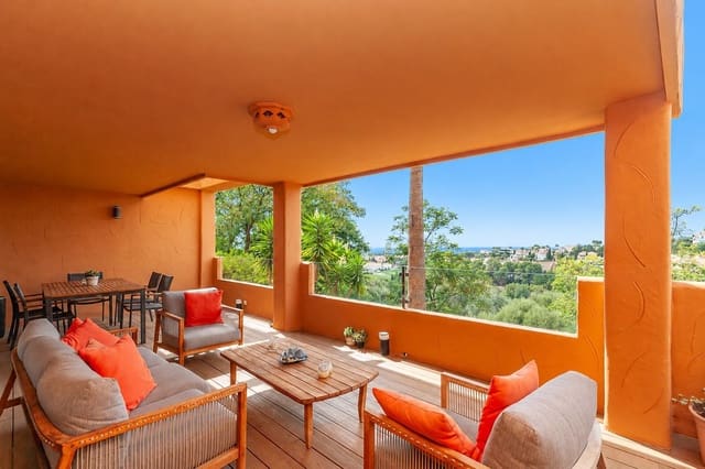 3 sovrum Lägenhet till salu i Elviria, Marbella med pool garage - 595 000 € (Ref: 10153431)