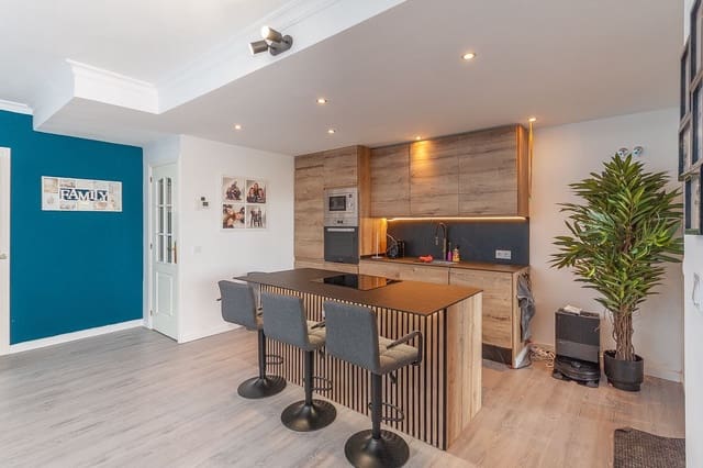 3 sovrum Lägenhet till salu i Elviria, Marbella med pool garage - 595 000 € (Ref: 10153431)