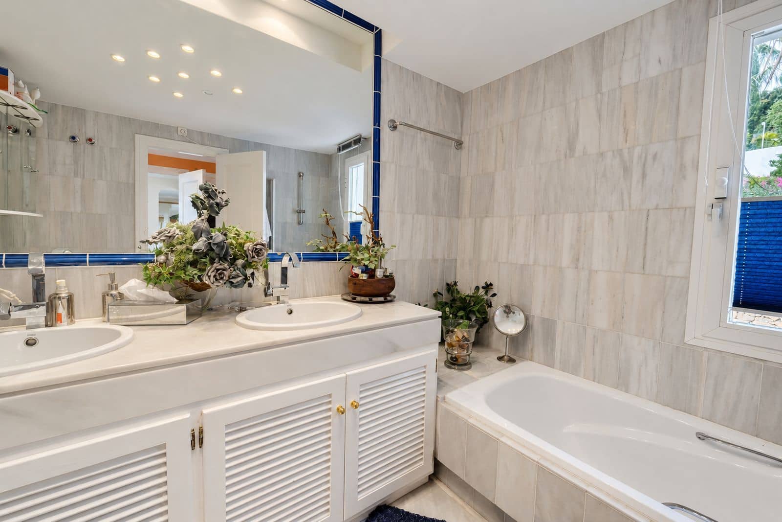 2 Zimmer Penthouse zu verkaufen in La Mairena mit Pool - 550.000 € (Ref: 10153432)