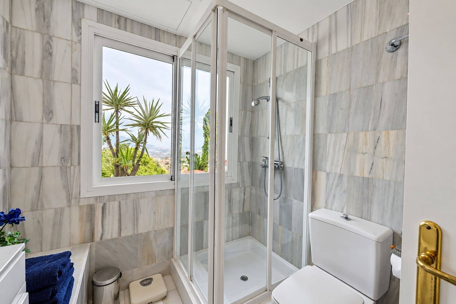 2 Zimmer Penthouse zu verkaufen in La Mairena mit Pool - 550.000 € (Ref: 10153432)
