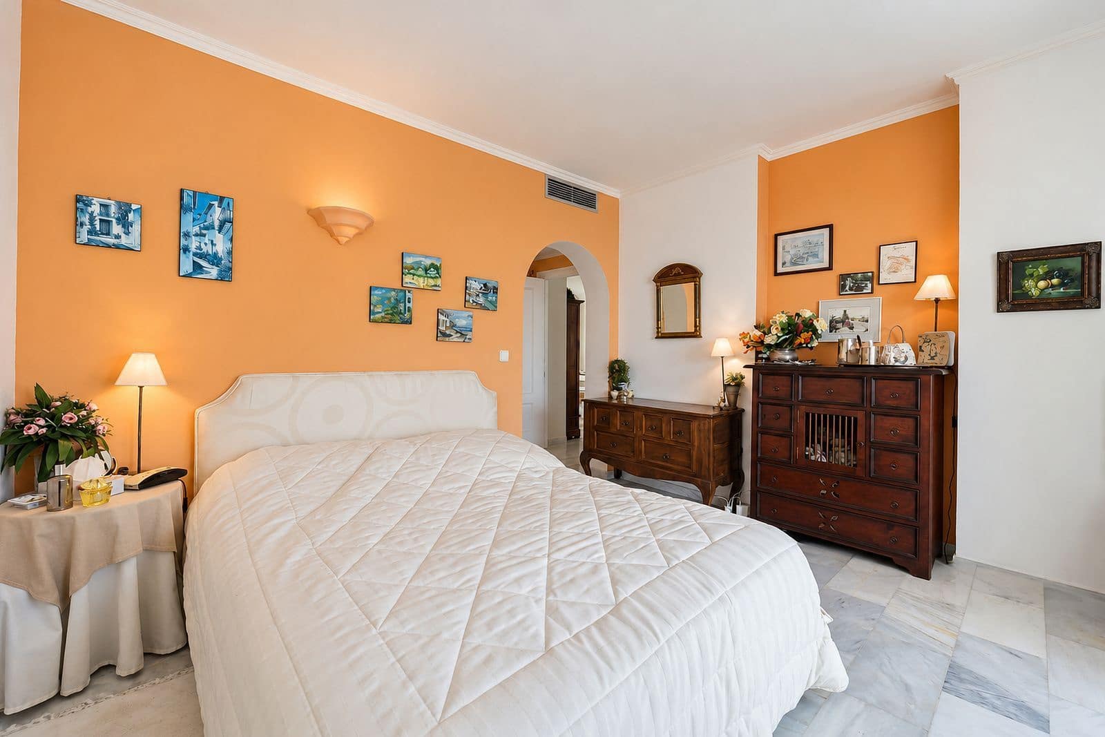 2 Zimmer Penthouse zu verkaufen in La Mairena mit Pool - 550.000 € (Ref: 10153432)