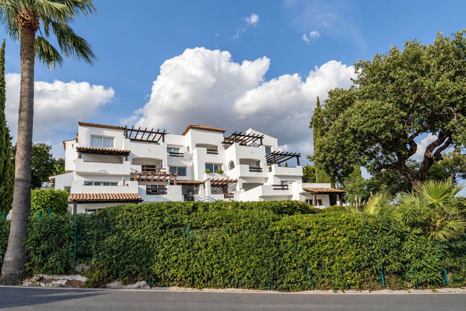 2 Zimmer Penthouse zu verkaufen in La Mairena mit Pool - 550.000 € (Ref: 10153432)