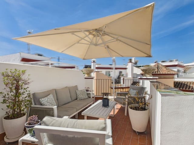 3 soveværelse Byhus til salg i Estepona med garage - € 825.000 (Ref: 10153433)