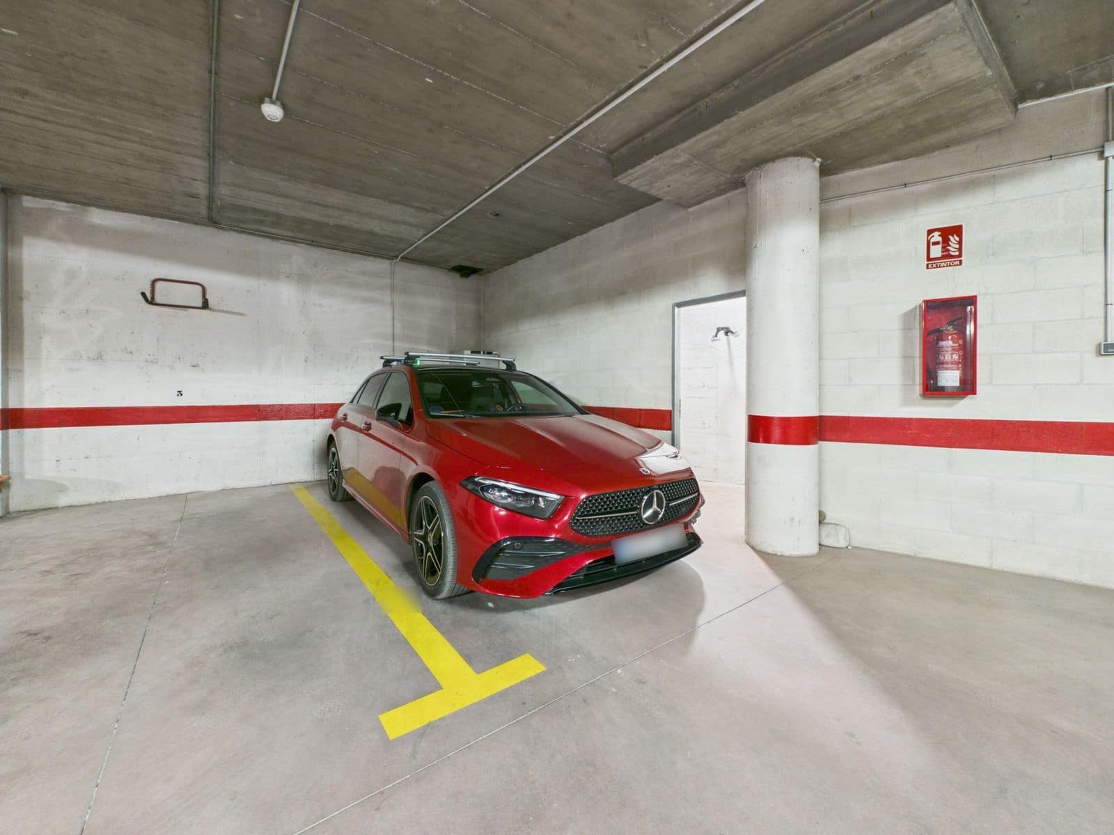 3 sovrum Hus till salu i Estepona med garage - 825 000 € (Ref: 10153433)