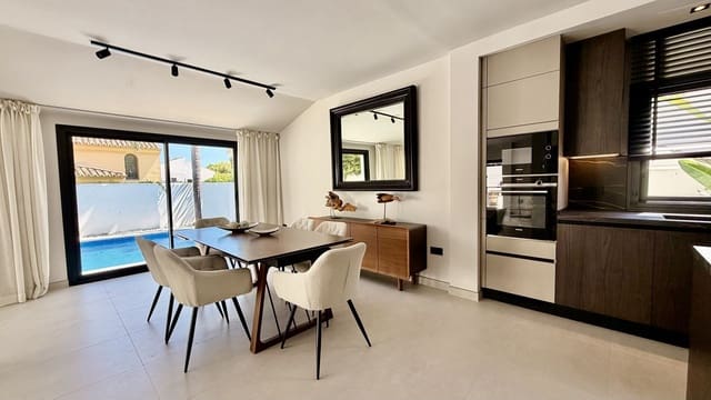 5 soveværelse Villa til salg i Nueva Andalucia, Marbella med swimmingpool garage - € 2.200.000 (Ref: 10153434)