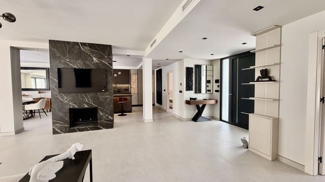 5 soveværelse Villa til salg i Nueva Andalucia, Marbella med swimmingpool garage - € 2.200.000 (Ref: 10153434)