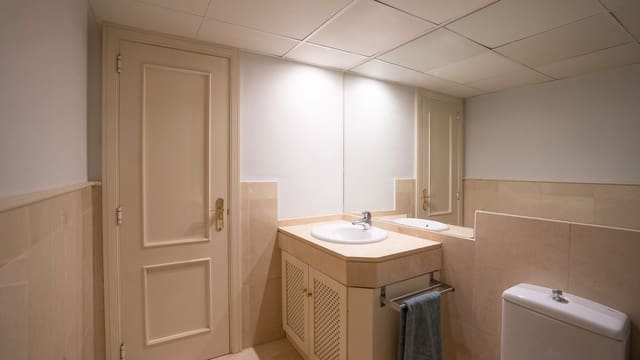 3 chambre Appartement à vendre à Sotogrande, San Roque avec piscine - 680 000 € (Ref: 10153435)