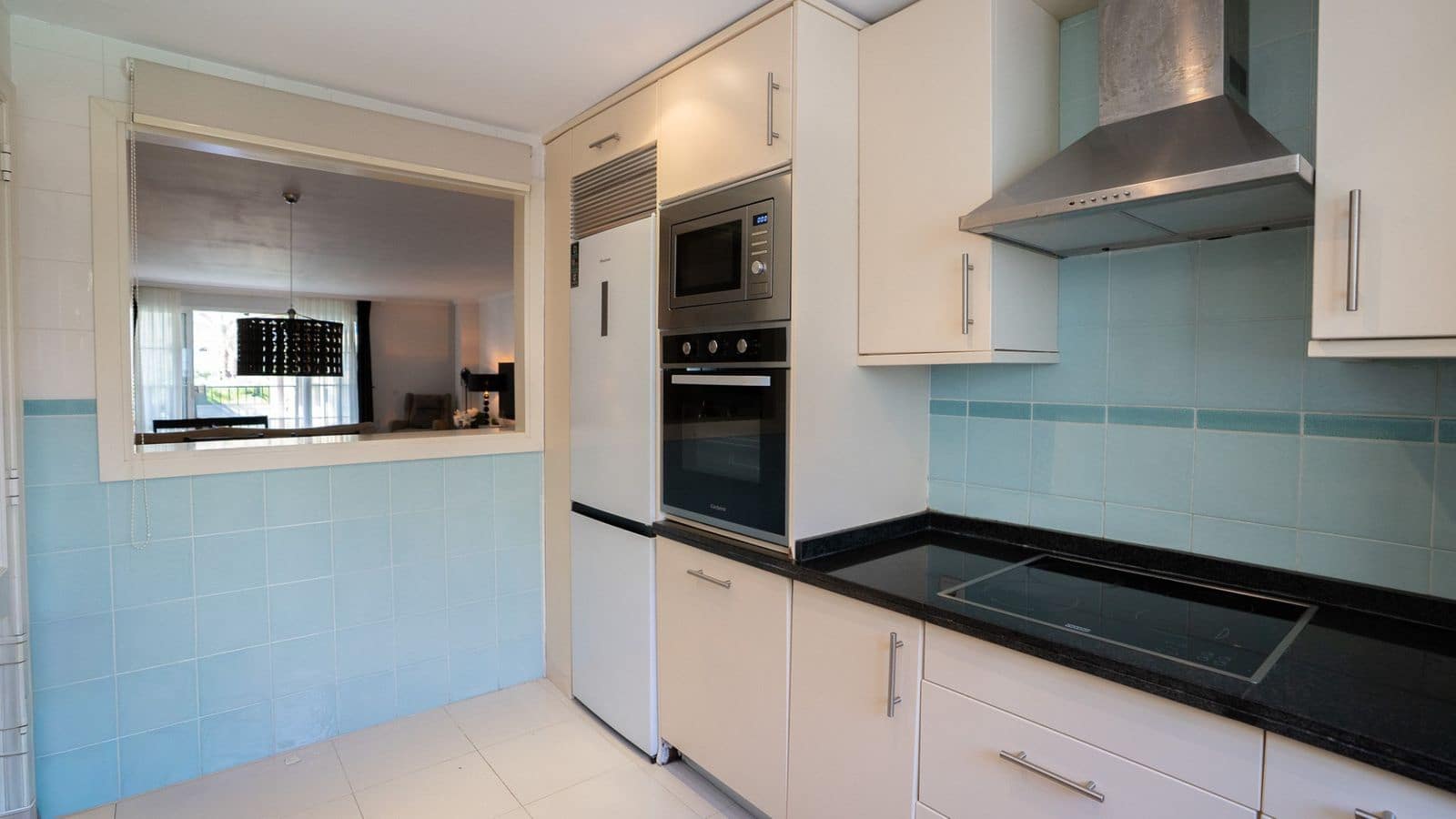 3 chambre Appartement à vendre à Sotogrande avec piscine - 680 000 € (Ref: 10153435)
