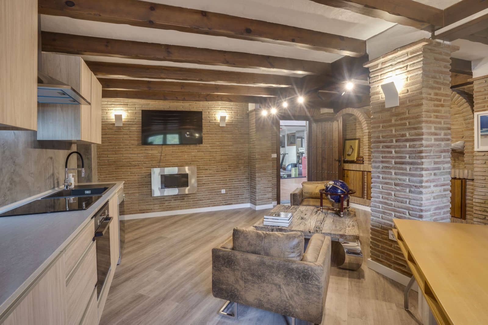 4 soveværelse Villa til salg i La Alcaidesa med garage - € 1.695.000 (Ref: 10153436)