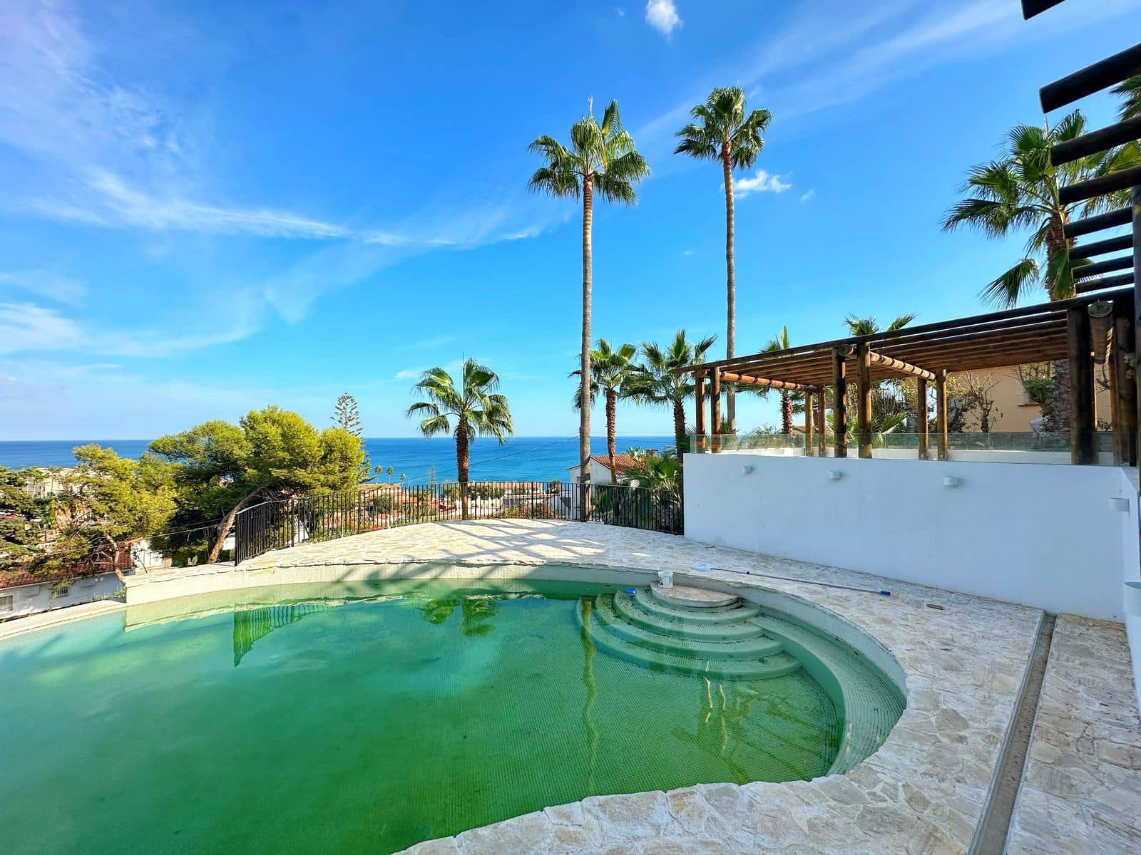4 sovrum Villa till salu i Estepona med pool - 2 795 000 € (Ref: 10153438)