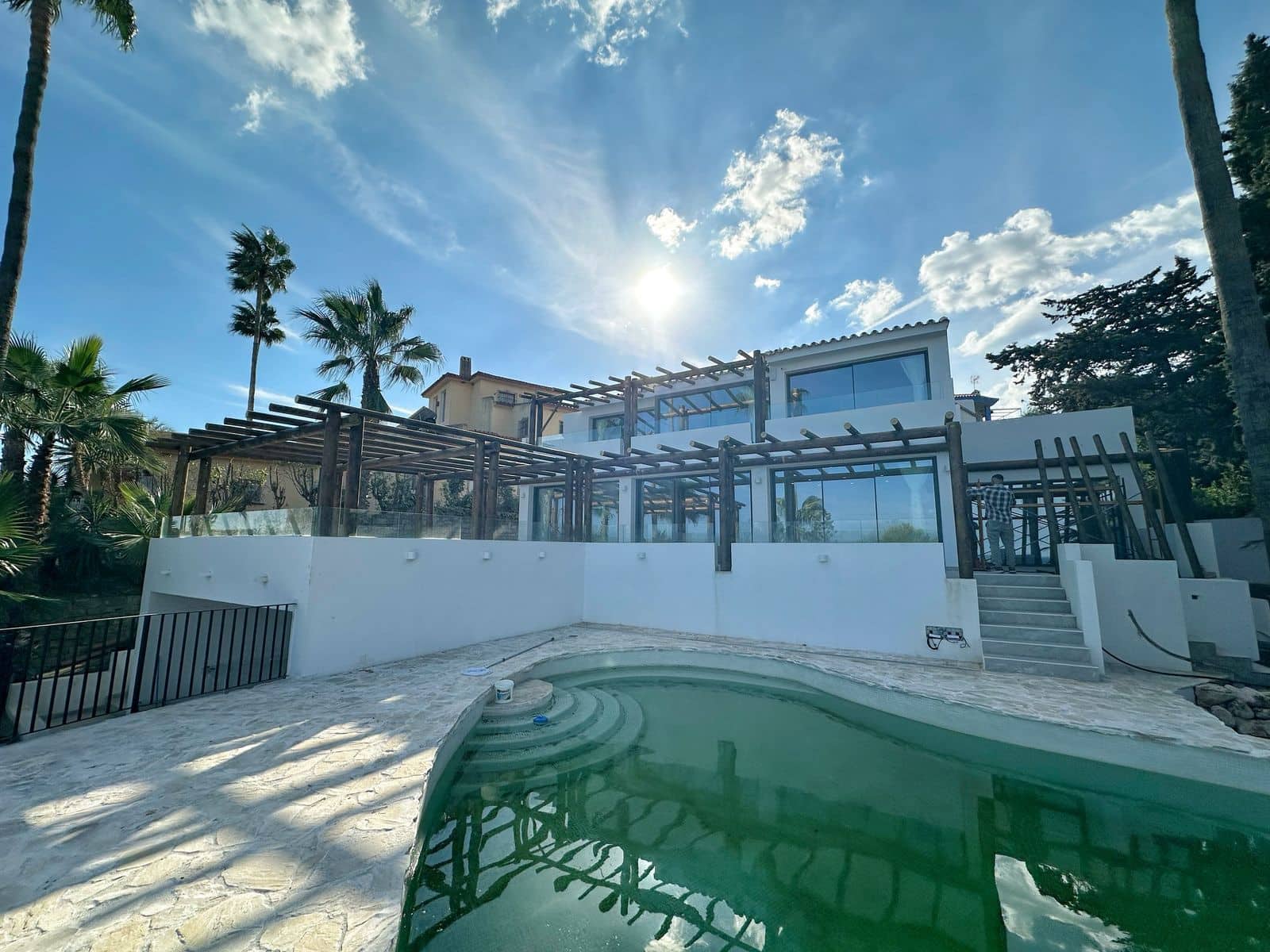 4 sovrum Villa till salu i Estepona med pool - 2 795 000 € (Ref: 10153438)