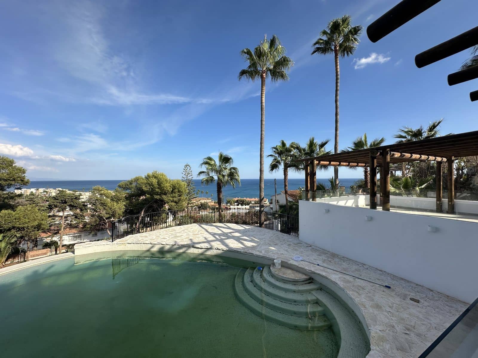 4 sovrum Villa till salu i Estepona med pool - 2 795 000 € (Ref: 10153438)
