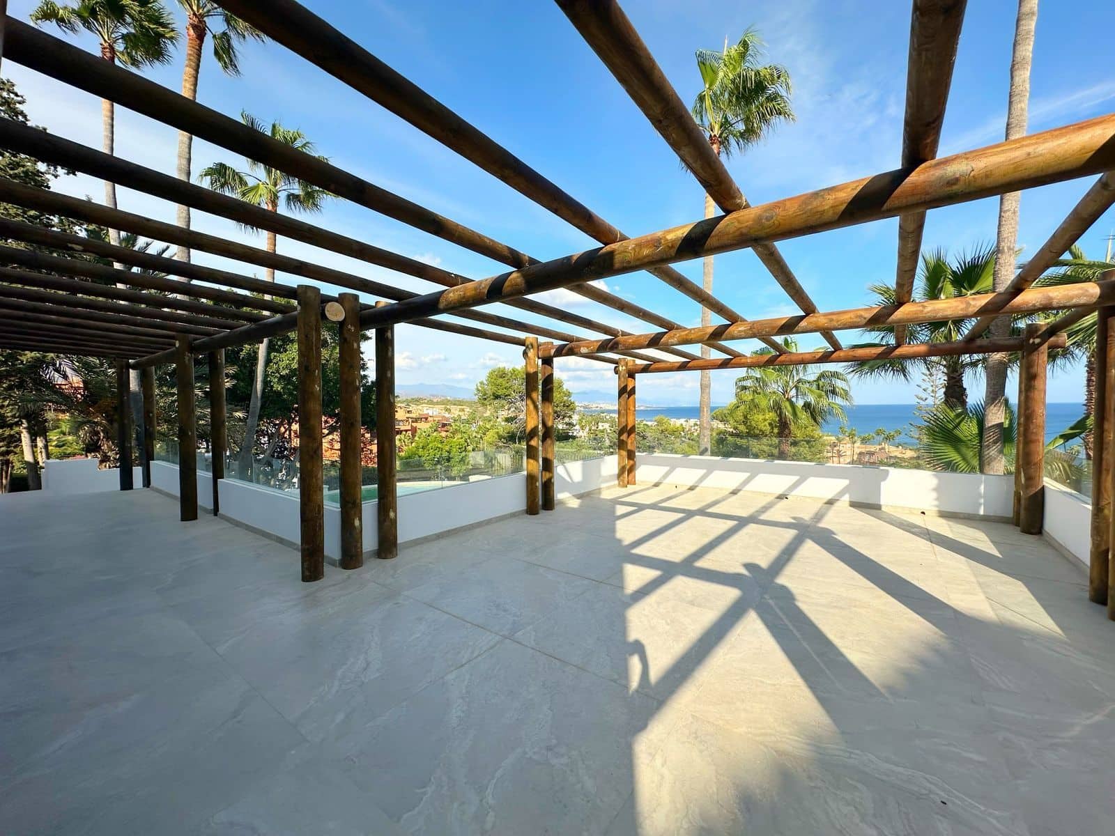 4 sovrum Villa till salu i Estepona med pool - 2 795 000 € (Ref: 10153438)