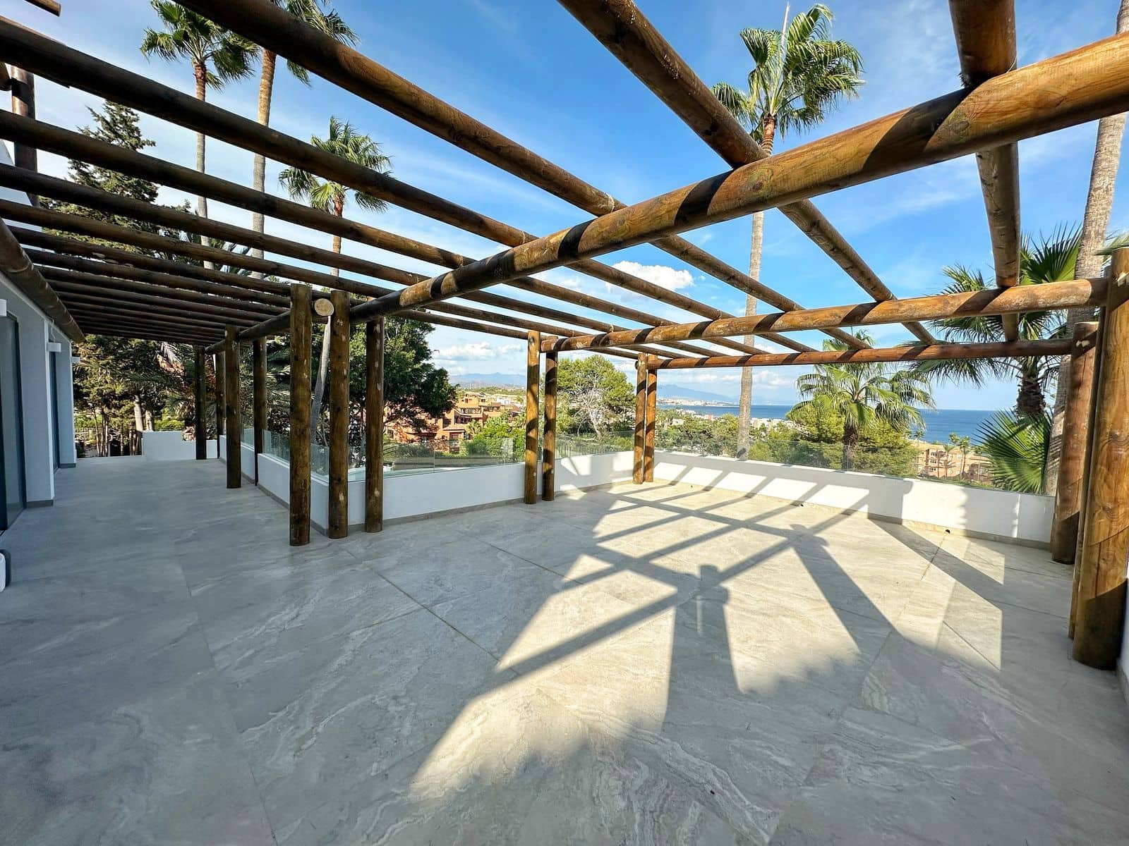 4 sovrum Villa till salu i Estepona med pool - 2 795 000 € (Ref: 10153438)