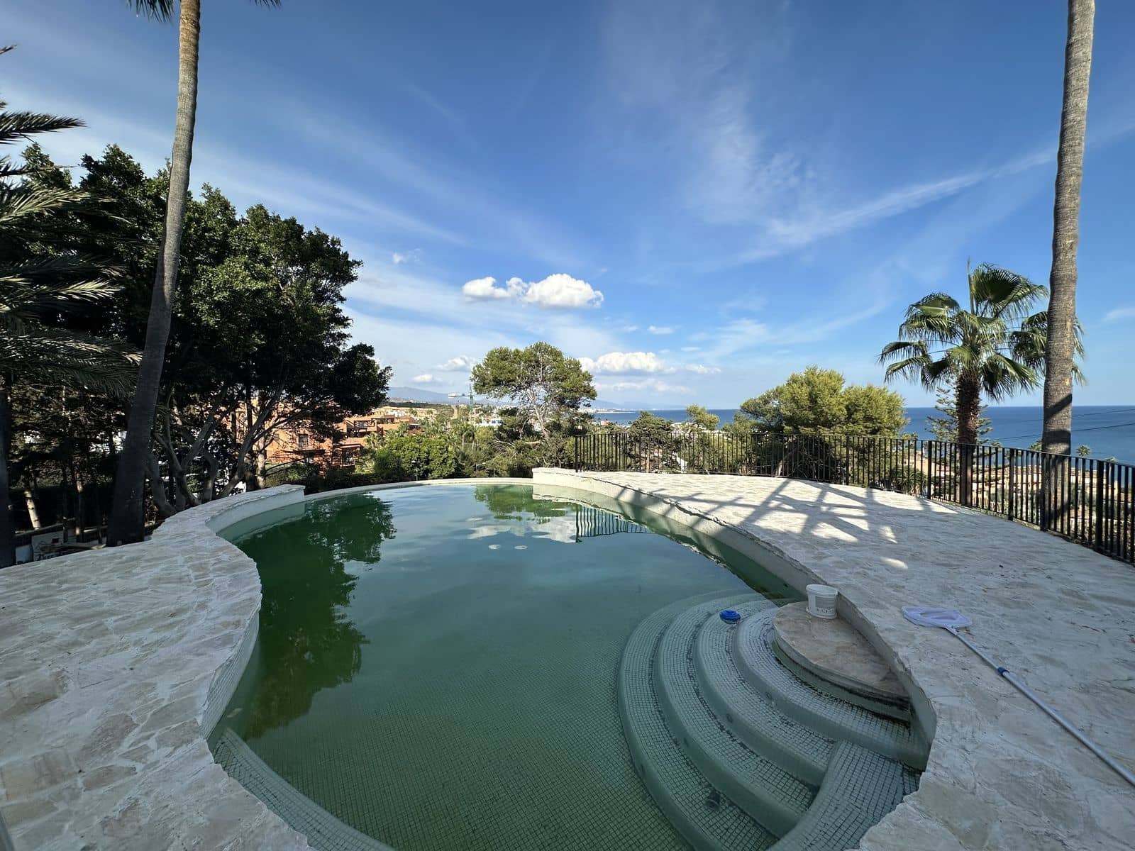 4 sovrum Villa till salu i Estepona med pool - 2 795 000 € (Ref: 10153438)
