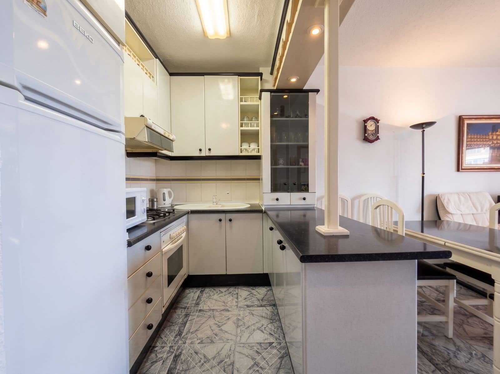 1 makuuhuone Huoneisto myytävänä paikassa Marbella - 330 000 € (Ref: 10153440)