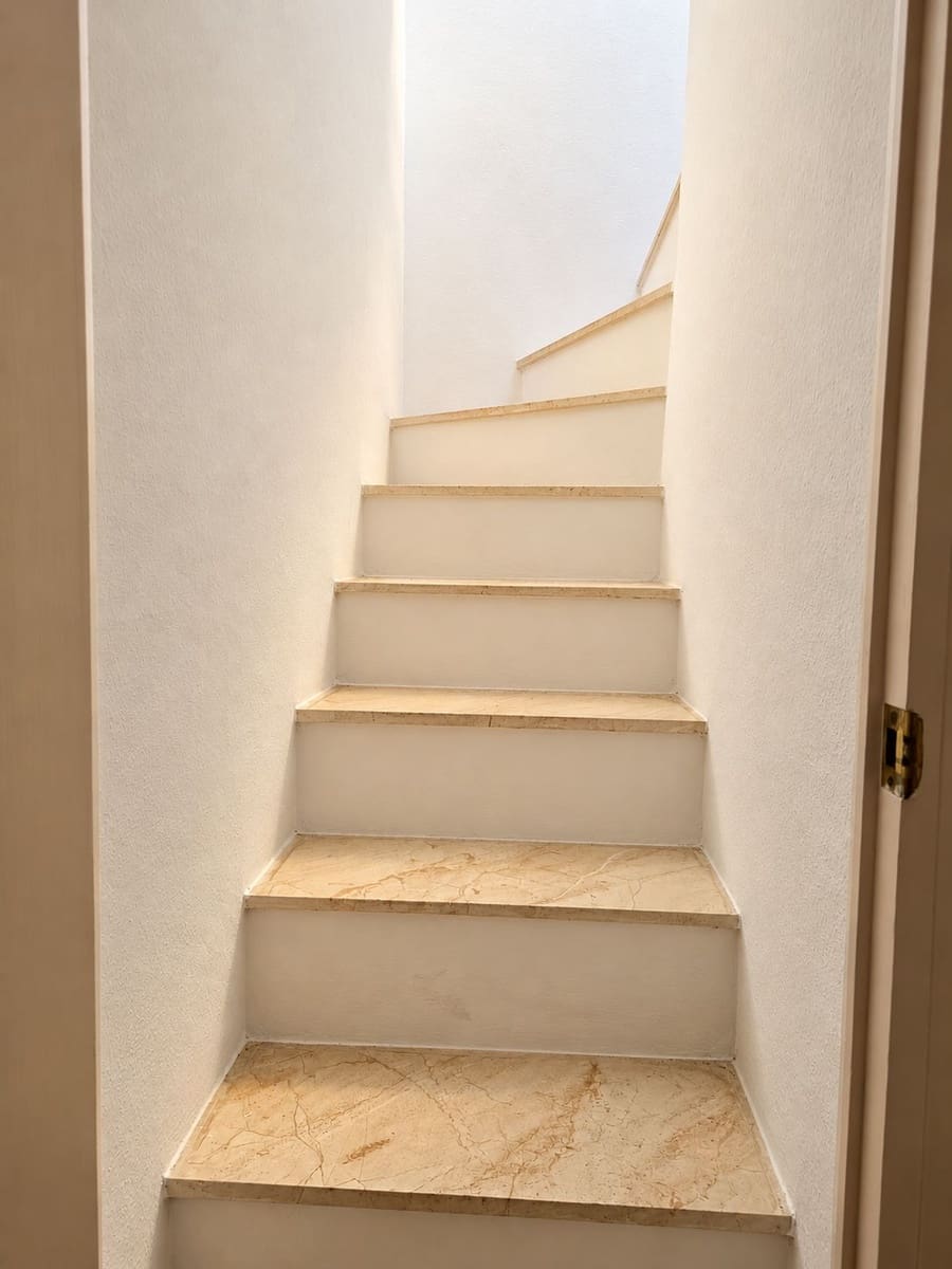 Apartamento de 2 habitaciones en Guadalmina en venta con piscina garaje - 950.000 € (Ref: 10153442)