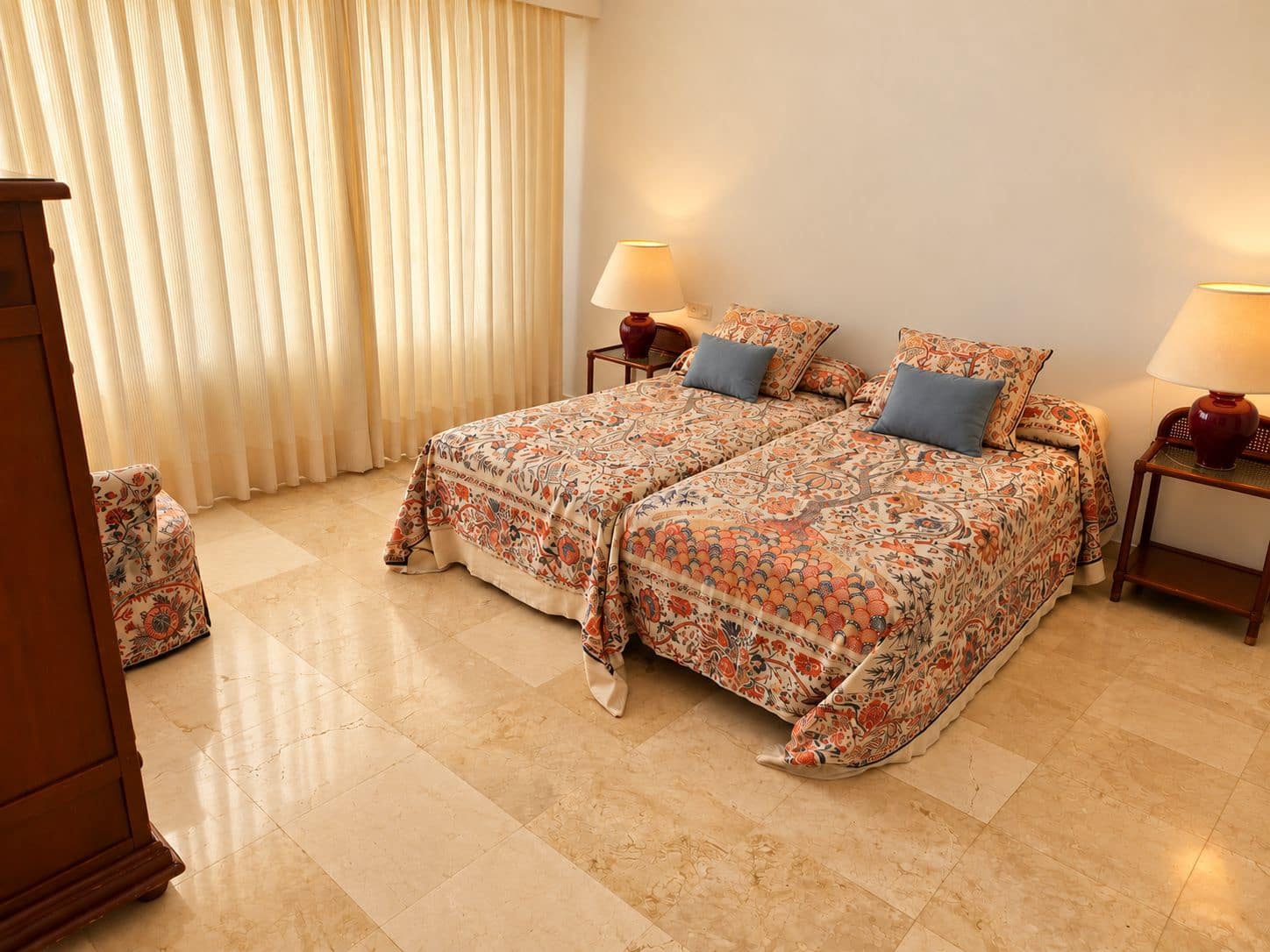Apartamento de 2 habitaciones en Guadalmina en venta con piscina garaje - 950.000 € (Ref: 10153442)