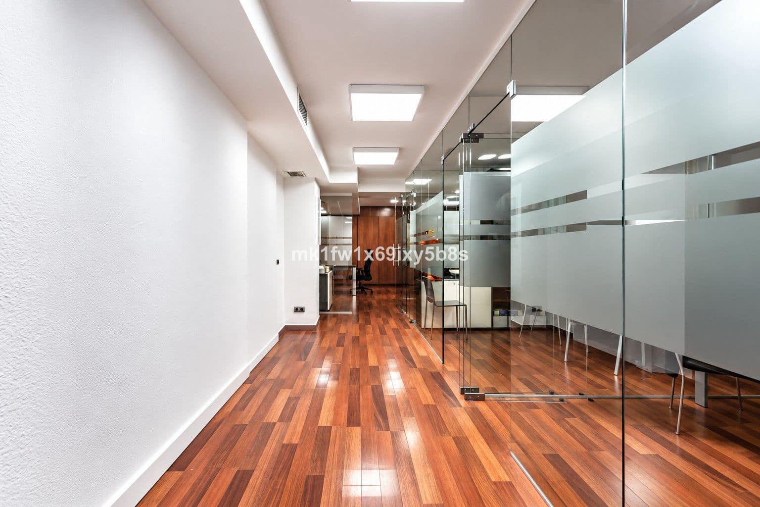 Oficina en Marbella en venta - 850.000 € (Ref: 10153443)