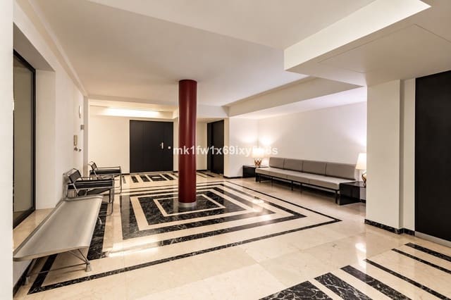 Kontor til salgs i Marbella - € 850 000 (Ref: 10153443)