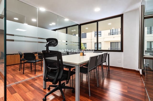 Kontor til salgs i Marbella - € 850 000 (Ref: 10153443)