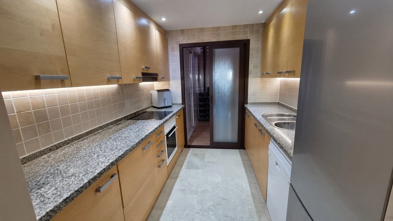 2 soverom Leilighet til salgs i Buenas Noches med svømmebasseng garasje - € 349 900 (Ref: 10153444)