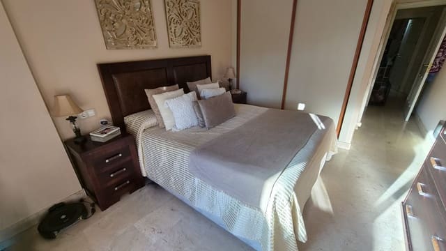 2 soverom Leilighet til salgs i Buenas Noches, Estepona med svømmebasseng garasje - € 349 900 (Ref: 10153444)