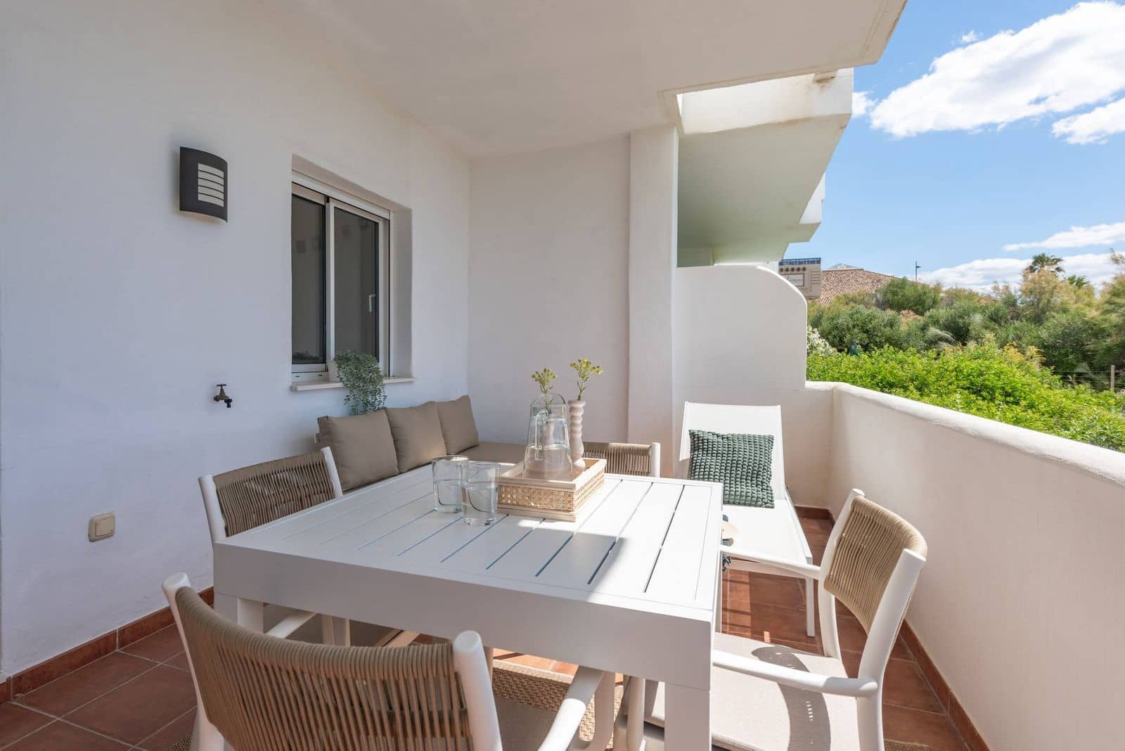 2 chambre Appartement à vendre à Estepona avec garage - 285 000 € (Ref: 10153446)