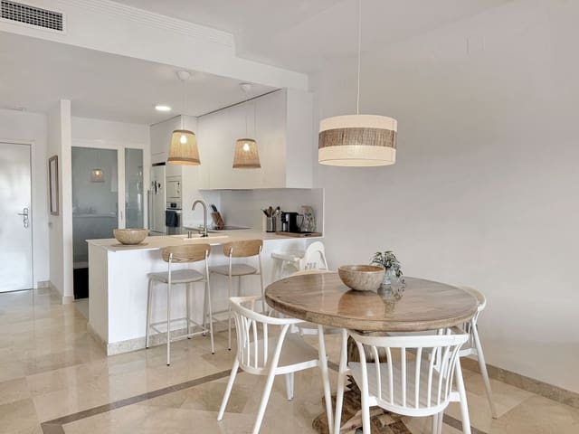 2 sypialnia Apartament na sprzedaż w La Alcaidesa z garażem - 325 000 € (Ref: 10153449)
