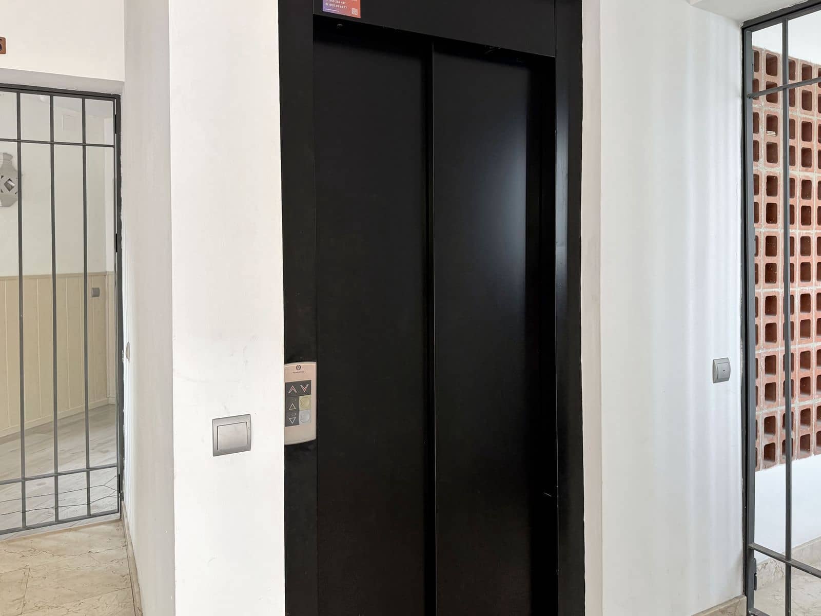 2 sypialnia Apartament na sprzedaż w La Alcaidesa z garażem - 325 000 € (Ref: 10153449)