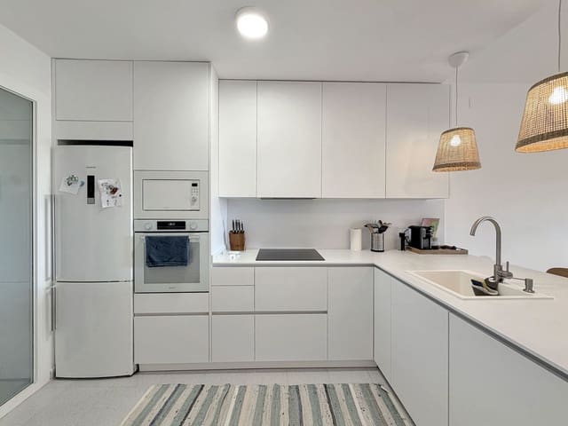 2 sypialnia Apartament na sprzedaż w La Alcaidesa z garażem - 325 000 € (Ref: 10153449)