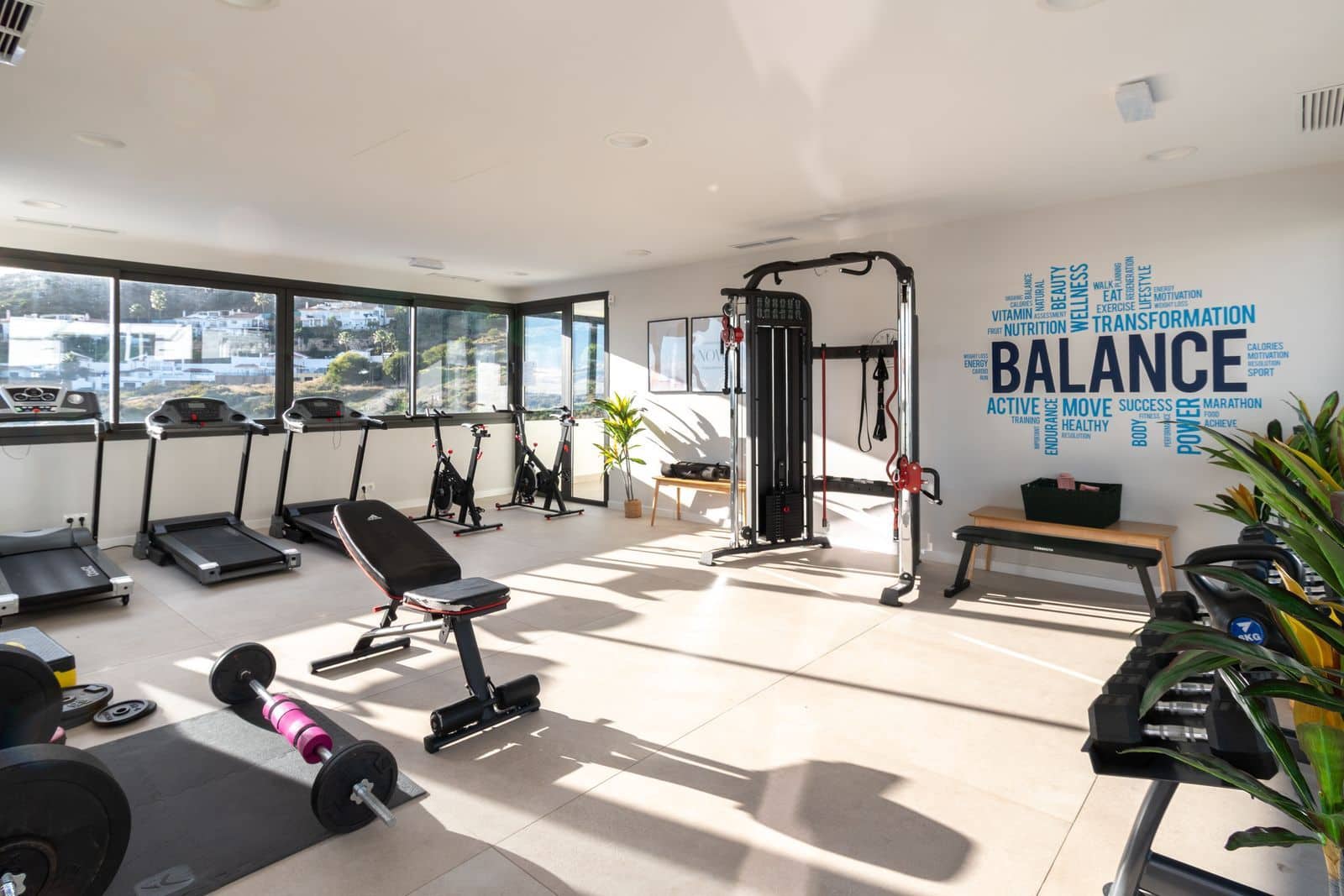 3 camera da letto Villetta Bifamiliare in vendita in Riviera del Sol con piscina garage - 795.000 € (Rif: 10153450)