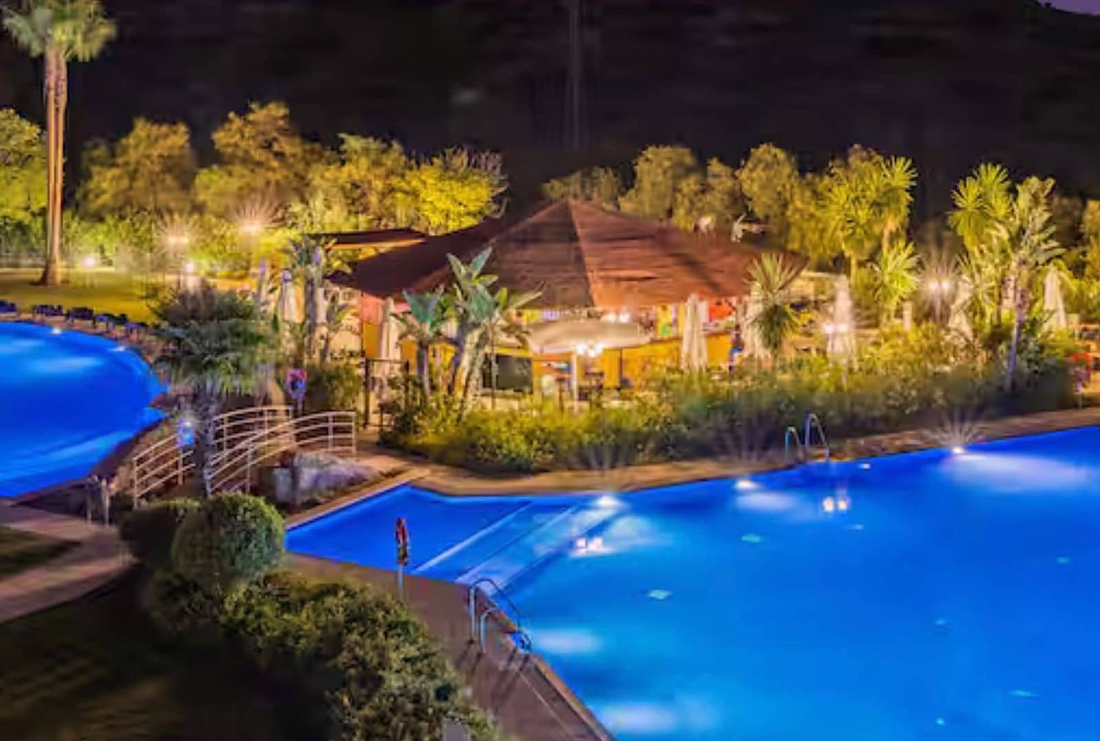 1 sypialnia Apartament na sprzedaż w Estepona z basenem garażem - 286 000 € (Ref: 10153452)
