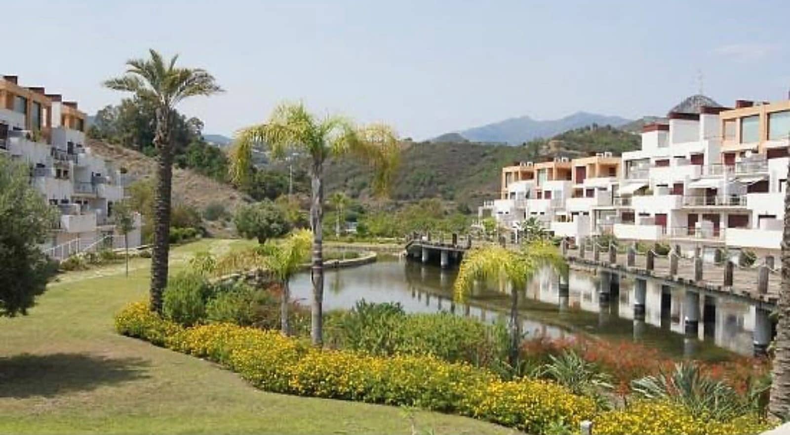 1 sypialnia Apartament na sprzedaż w Estepona z basenem garażem - 286 000 € (Ref: 10153452)