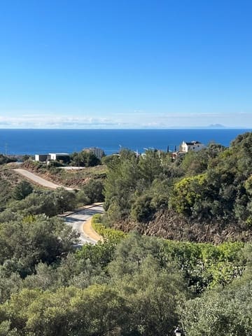 Działka budowlana na sprzedaż w Los Monteros, Marbella - 1 950 000 € (Ref: 10153457)