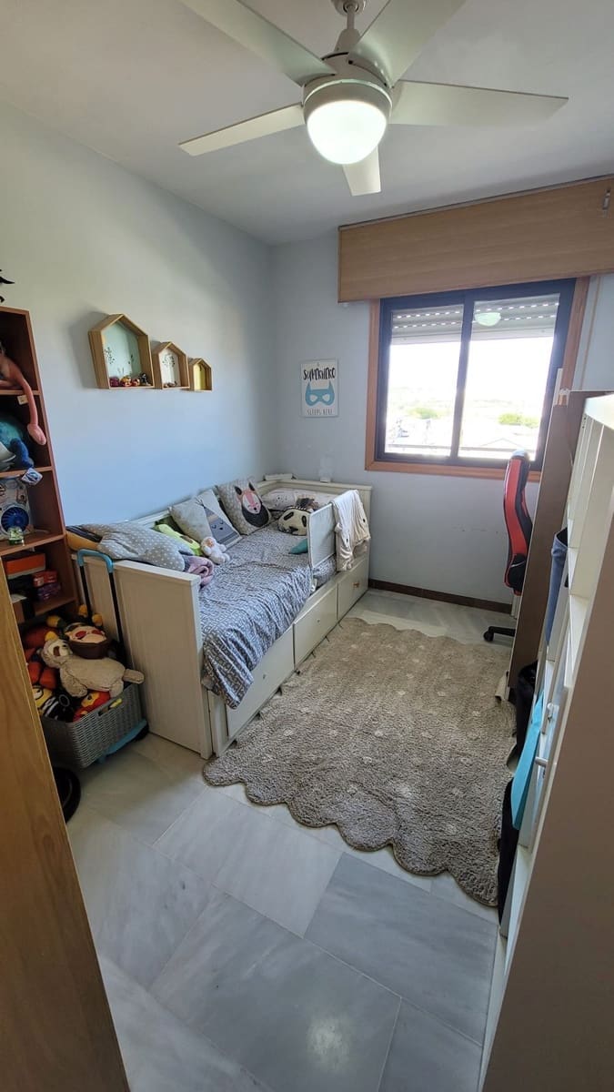 3 sypialnia Apartament na sprzedaż w Manilva z basenem garażem - 299 000 € (Ref: 10153459)