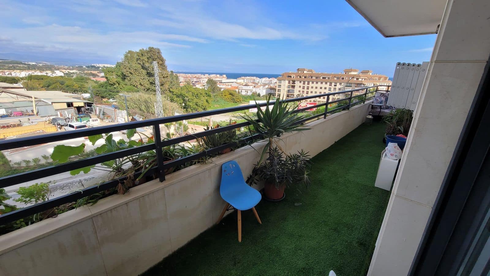 3 sypialnia Apartament na sprzedaż w Manilva z basenem garażem - 299 000 € (Ref: 10153459)