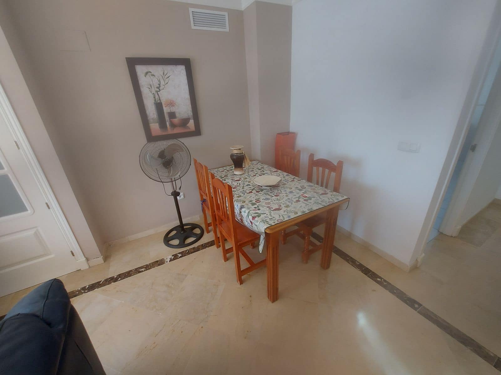 2 sypialnia Penthouse na sprzedaż w La Duquesa / Puerto de la Duquesa z basenem - 299 000 € (Ref: 10153460)