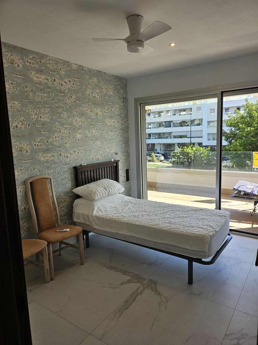3 bedroom Apartment for sale in San Pedro de Alcantara with pool garage - € 999,999 (Ref: 10153461)